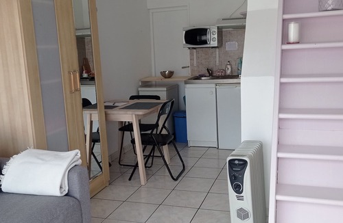 Lattes Apartment | Studio Vacances ete Attenant Villa