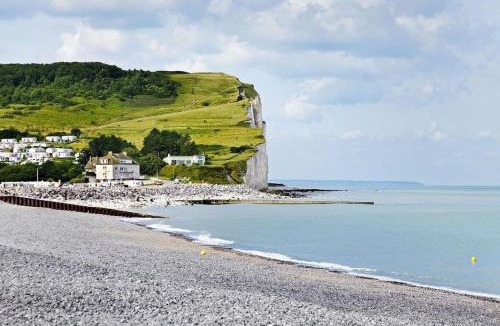Criel-sur-Mer Apartment | STUDIO VACANCES vue sur Mont Joli Bois
