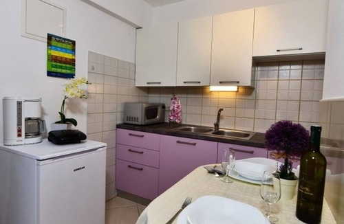 Salatic Apartment | Studio Valentina for 2 persons, quiet location, WiFi, barbecue