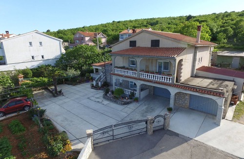 Salatic Apartment | Studio Valentina for 2 persons, quiet location, WiFi, barbecue