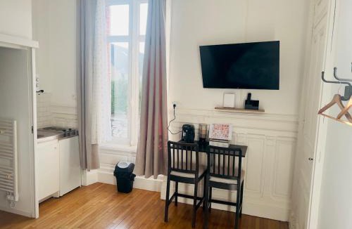 Troyes Apartment | Studio Villa Agathe