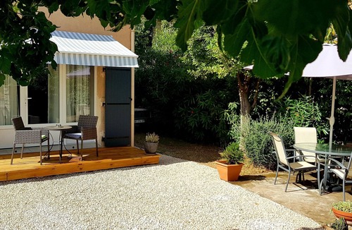 Cuers Apartment | Studio Villa Nui GH