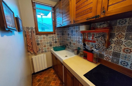 Seyne Apartment | Studio village center Seyne 04140