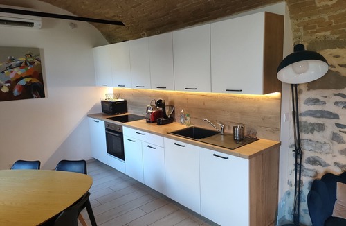 Chambery Apartment | Studio Voûté Atypique