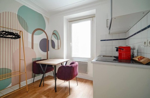 Quartier Sainte-Marguerite Apartment | Studio Voltaire - 2G - II