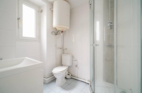 Quartier Sainte-Marguerite Apartment | Studio Voltaire - 2G - II