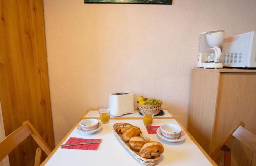 Le Corbier Apartment | Studio Vostok Zodiaque-73 by Interhome