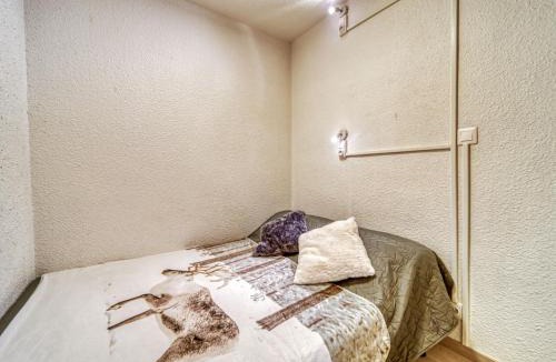 Le Corbier Apartment | Studio Vostok Zodiaque-84 by Interhome