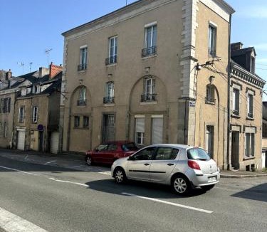 Mayenne Apartment | Studio Voyage - Proche centre ville