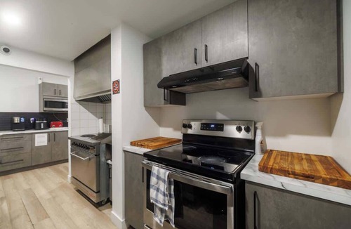 Riviere-du-Loup Regional County Municipality Apartment | Studio Vue fleuve-210