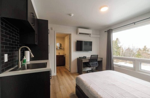 Riviere-du-Loup Regional County Municipality Apartment | Studio Vue fleuve-204