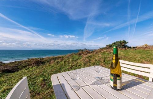 Plomodiern Apartment | Studio vue sur mer