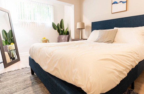 University Hills and Windsor Park Apartment | Studio w/ Great Location Near Highway to DT-A