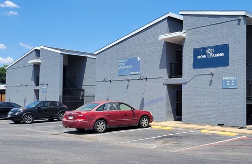 University Hills and Windsor Park Apartment | Studio w/Great Location Near Highway to DT-B