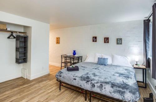 Rochester Apartment | Studio w/King Bed near Dwtn