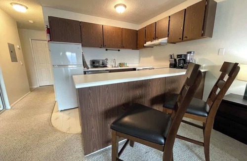 Lincoln City Condo | Studio w/King Bed, Ocean Views, Pet Friendly!