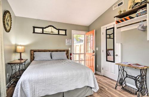 Southern Pines Apartment | Studio w/Patio - Walk to Hikes, Sights & Bites