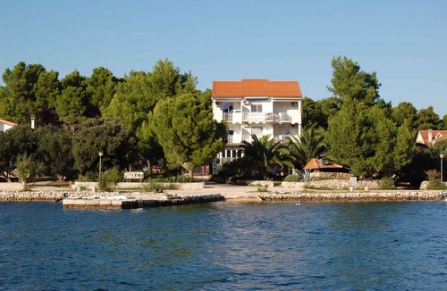 Verunic Apartment | Studio with air conditioning, internet and sea view