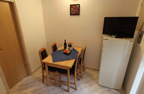Porat Apartment | Studio with air conditioning and terrace
