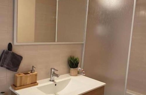 Vallieres Apartment | Studio with balcony Girod Centre-Ville Clermont-Fd