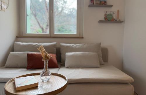 Vals-les-Bains Apartment | Studio with balcony in Vals-les-Bains