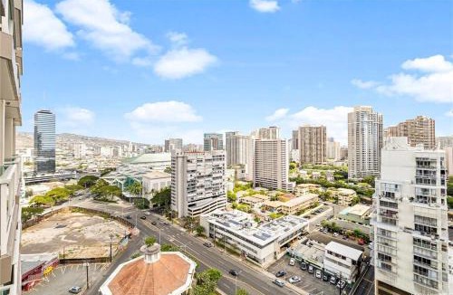 Ala Moana House | Studio with Balcony 1316