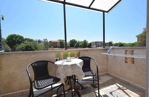 Milcetici Apartment | Studio with balcony and air conditioning