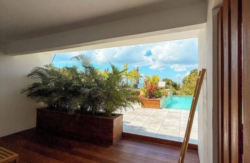 Bellevue Hotel | Studio with direct access to the pool | Villa 5