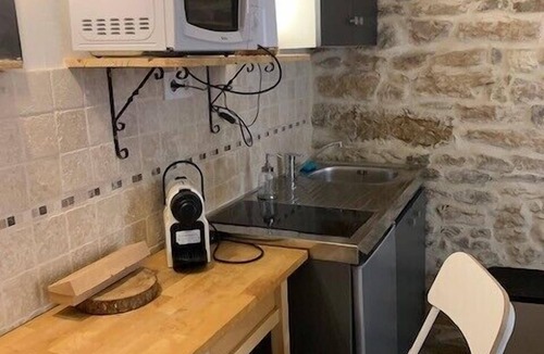 La Sarra - Saint Just Apartment | Studio with exposed stone – Vieux Lyon