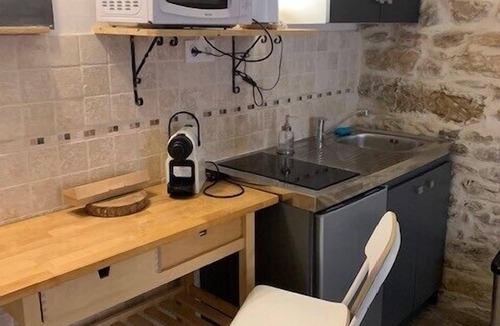 La Sarra - Saint Just Apartment | Studio with exposed stone – Vieux Lyon