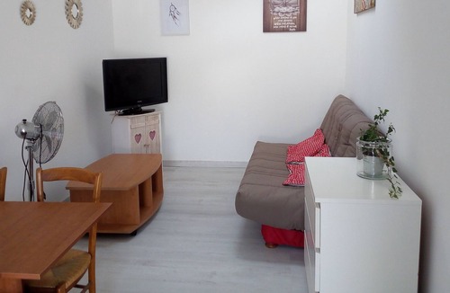 Canet Apartment | Studio with garden and private parking