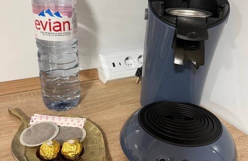 Villerupt Apartment | Studio with Garden