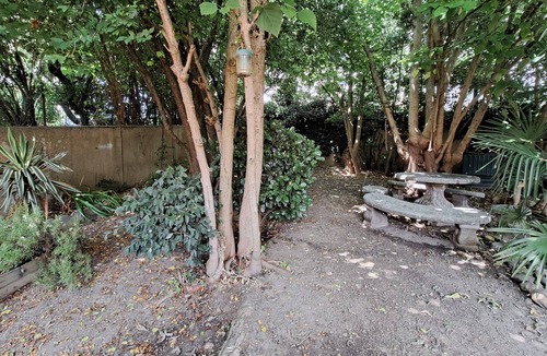 Colomiers Apartment | Studio with garden in the center of Colomiers in absolute calm.