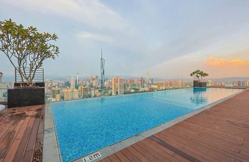 Brickfields Apartment | Studio with KL Tower View in Kuala Lumpur