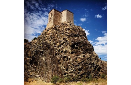 La Garde Apartment | Studio with medieval charm