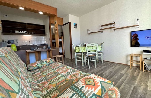 La Joue du Loup Apartment | Studio with Mountain Views, Near Slopes & Shuttle Bus