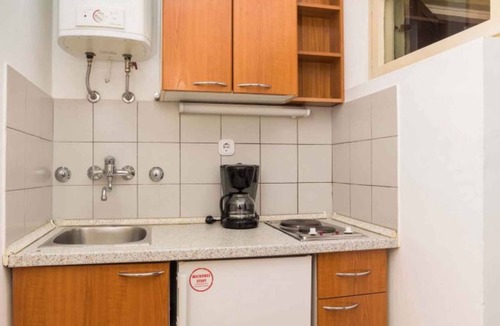 Katoro Apartment | Studio with outdoor pool