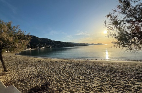 Le Lavandou Apartment | Studio with sea-view terrace.