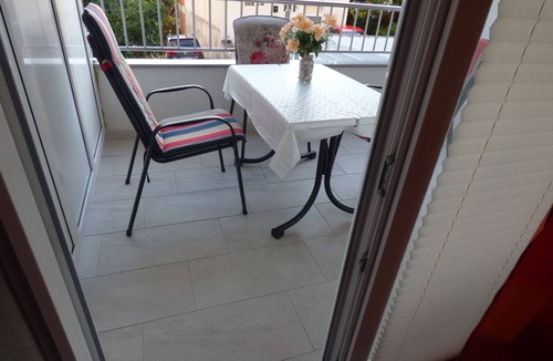 Baska Voda Apartment | Studio with Sea view for 2-3people by the Water