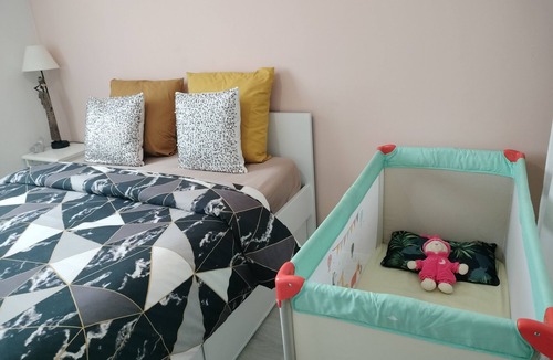 Thilouze Bed & Breakfast | Studio with separate entrance