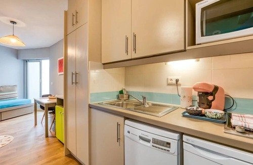La Grande-Motte Apartment | Studio with Terrace Steps from the Beach in La Grande Motte