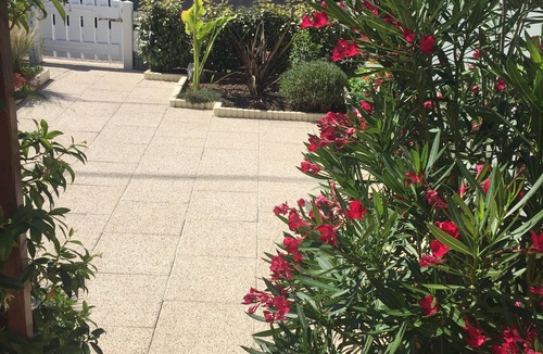 Batz-sur-Mer Apartment | Studio with Terrace, Near Beach and Parking - Batz-sur-Mer
