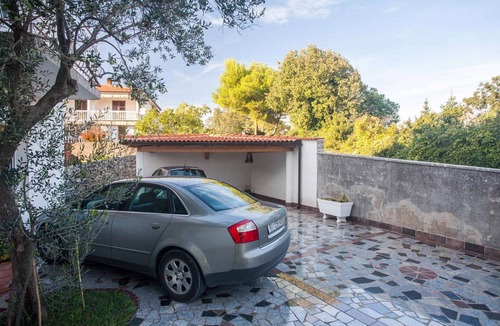 Krk Apartment | Studio with terrace and air conditioning