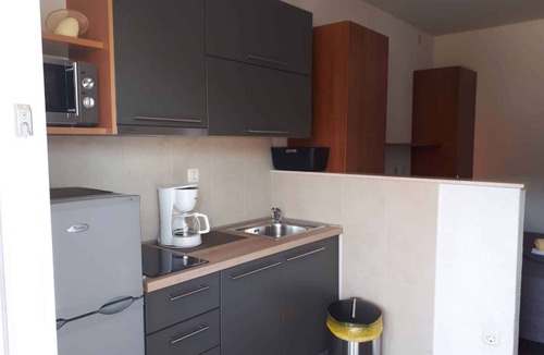 Grebastica Apartment | Studio with terrace and air conditioning