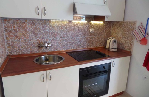 Senj Apartment | Studio with terrace and barbecue facilities