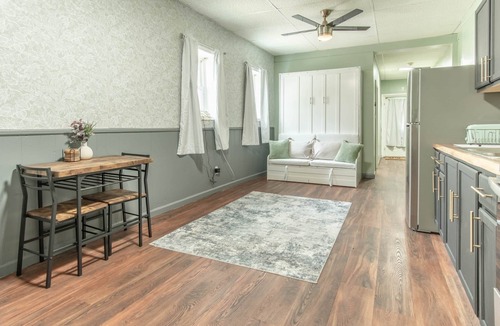 Adams House | Studio with Theater