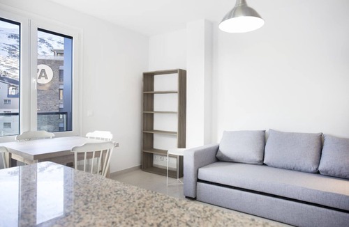 Pas de la Casa Apartment | Studio with Views. 300 mtrs from slopes. PAS DE LA CASA. 44
