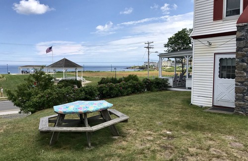 York Beach Apartment | Studio, York Manor, Short Sand Beach