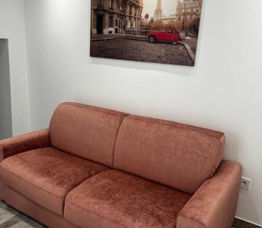 Faverolles-sur-Cher Apartment | Studio Zoo & Châteaux