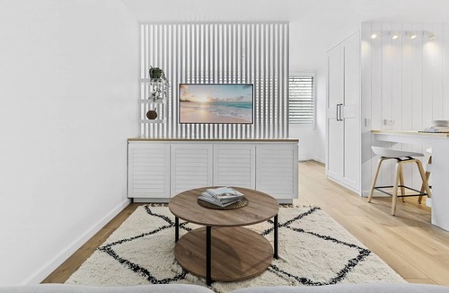 Bondi Junction Apartment | Studio4: Bondi Chic Interiors with Rooftop Pool